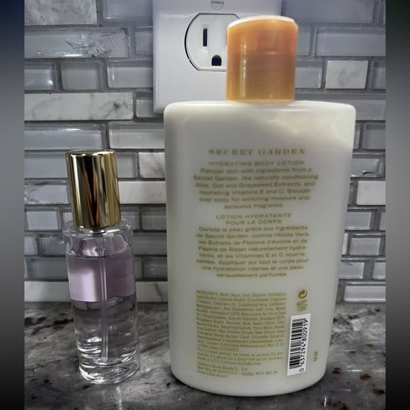 Victoria’s Secret Pretty In Pink Eau de Toilette 1 Oz & Body Lotion 8.4 Oz Rare - Picture 2 of 2